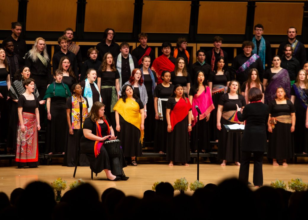 Music choir at Earthtones 2024