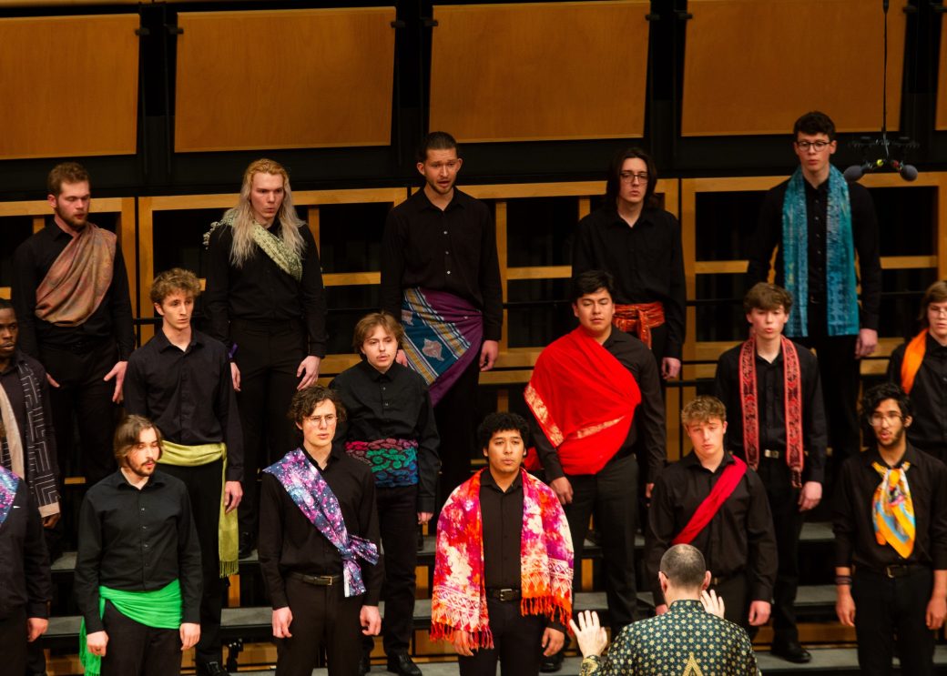 Music choir at Earthtones 2024
