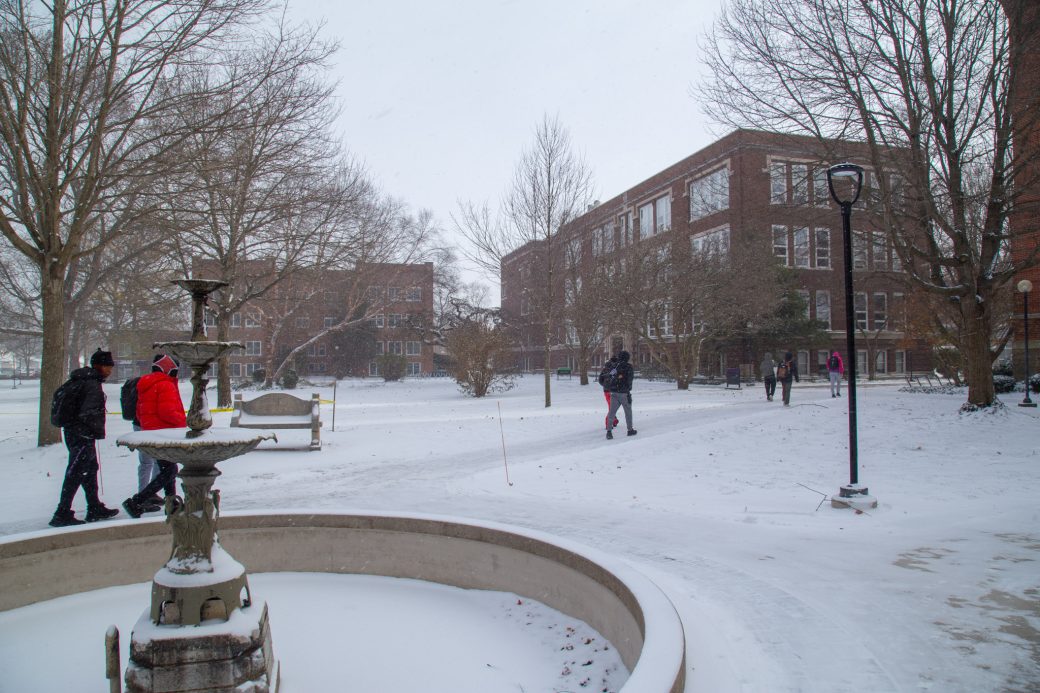 Goshen college students walking around of the Goshenb college