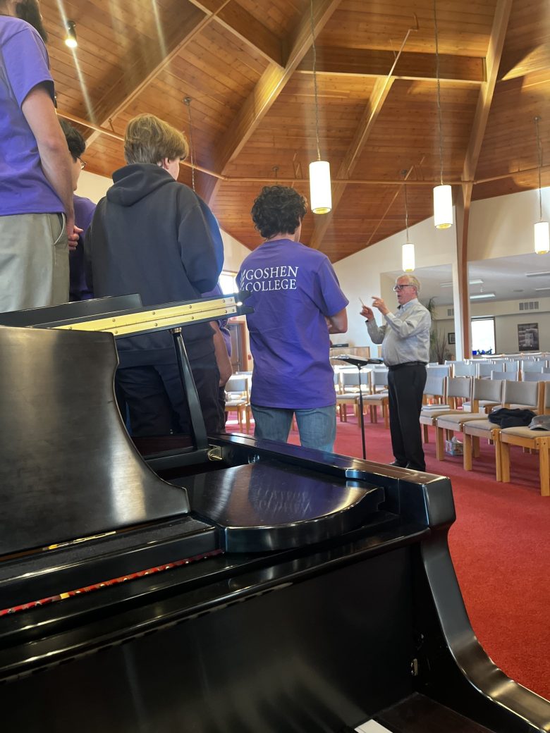 Two students of the Goshen's college music choir