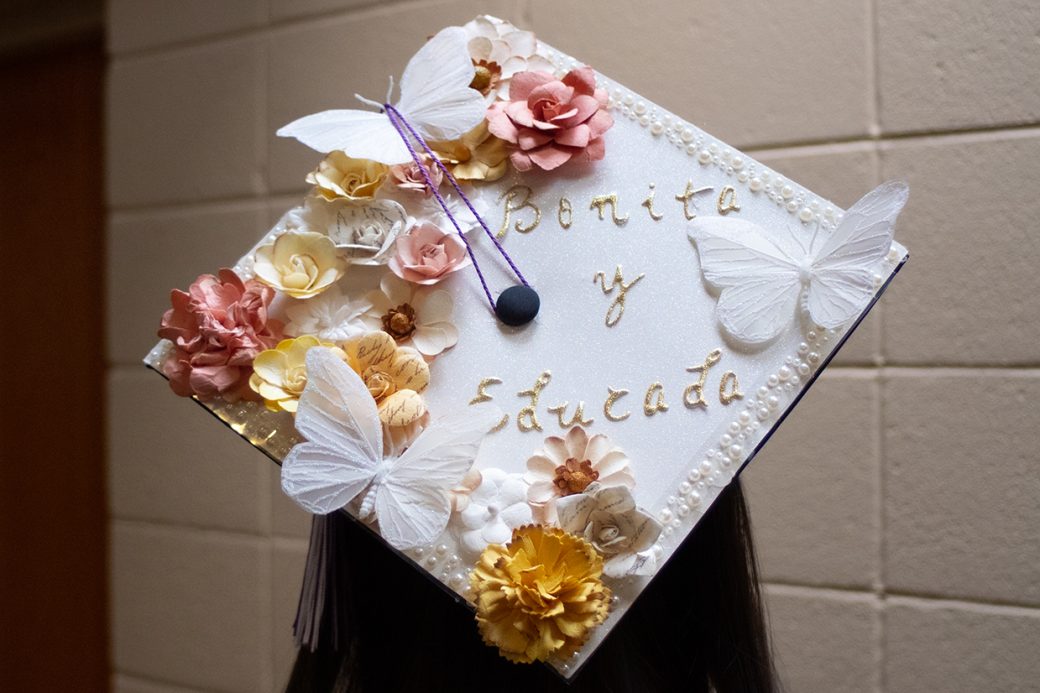 mortarboard with flowers