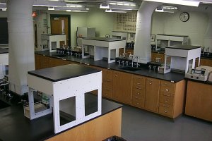 Fully equipped general chemistry lab