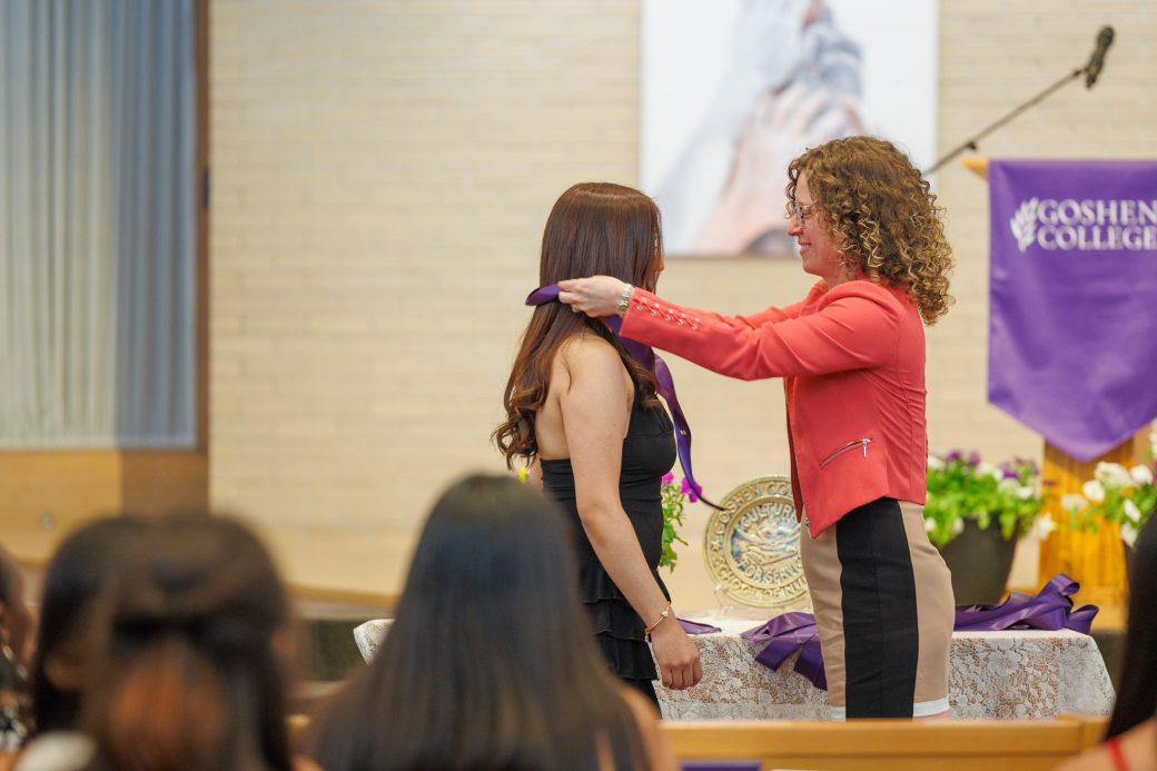 Undergraduate receiving pinning sash