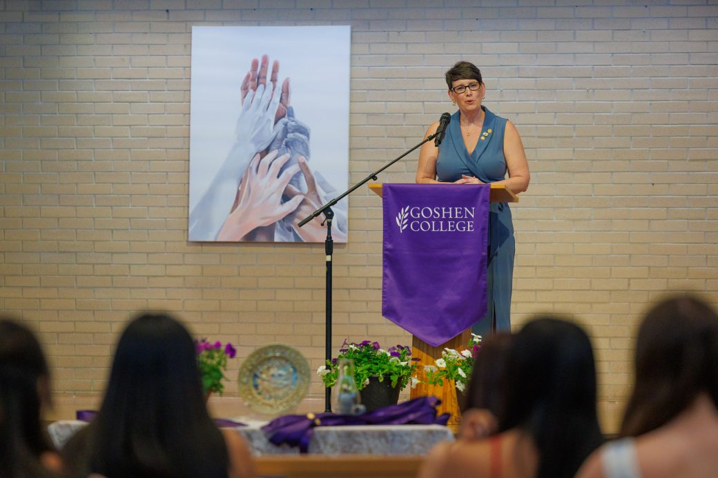 Jewel Yoder speaking to the nursing class of 2026